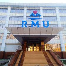 {"en": "Royal Metropolitan University", "ky": "Роэль Метрополитен Университети", "ru": "Роэль Метрополитен Университет"}